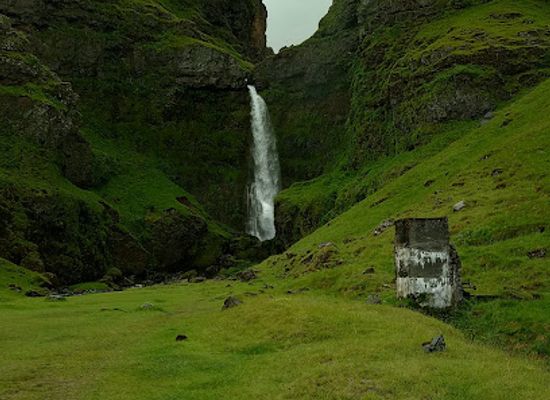 iceland/southern-region/attraction/parking-arjanurfoss
