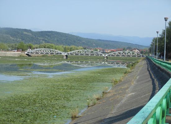 romania/targu-jiu/attraction/vechiul-pod