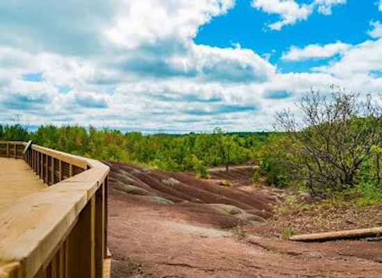 canada/golden-horseshoe/attraction/cheltenham-badlands