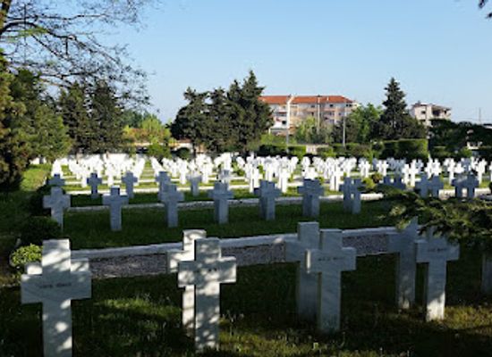albania/devoll/attraction/french-military-cemetery