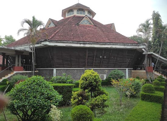india/kozhikode/attraction/regional-science-centre-and-planetarium-calicut