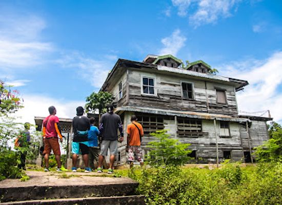 philippines/davao-city/attraction/general-moncado-white-house