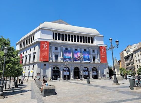spain/madrid/landmark/opera