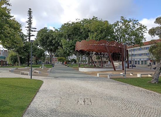 portugal/figueira-da-foz/attraction/municipal-gardens-figueira-da-foz