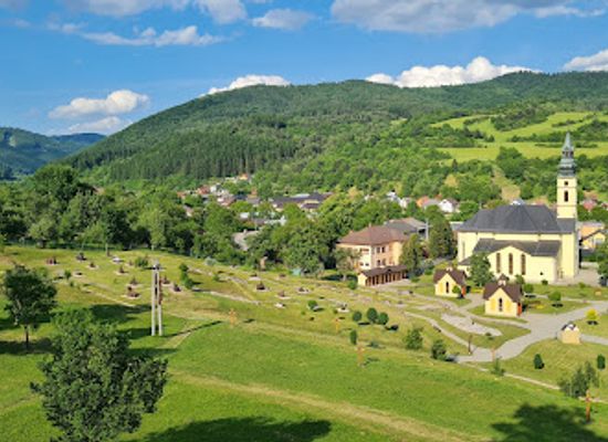 slovakia/dolina/attraction/miniskanzen-drevenych-chramov