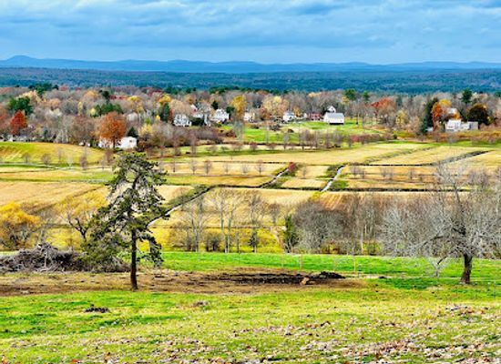 massachusetts/middlesex-county/attraction/bancroft-s-castle-sunset-view-point