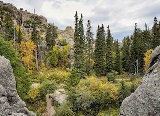 south-dakota/black-hills/attraction/sunday-gulch-trailhead