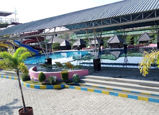 indonesia/south-sulawesi/attraction/dewi-sri-waterpark