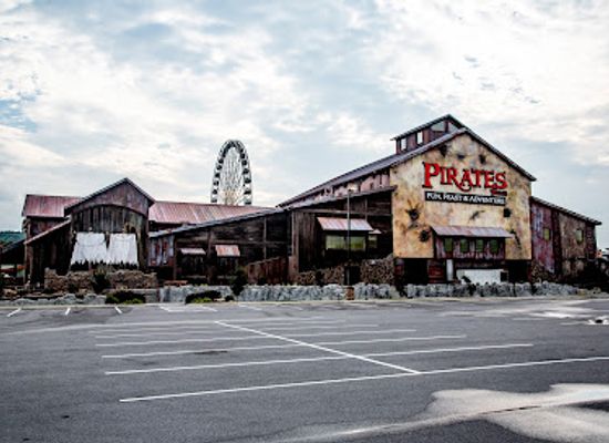 tennessee/pigeon-forge/attraction/pirates-voyage-dinner-show