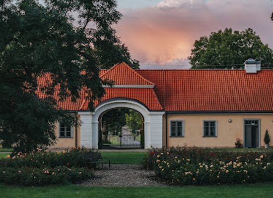 latvia/zemgale/attraction/blankenfelde-manor