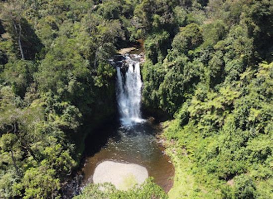 kenya/mount-kenya/attraction/kang-ere-1-2-3-and-4-waterfalls