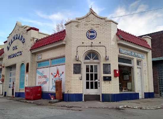 indiana/lafayette/attraction/red-crown-mini-museum