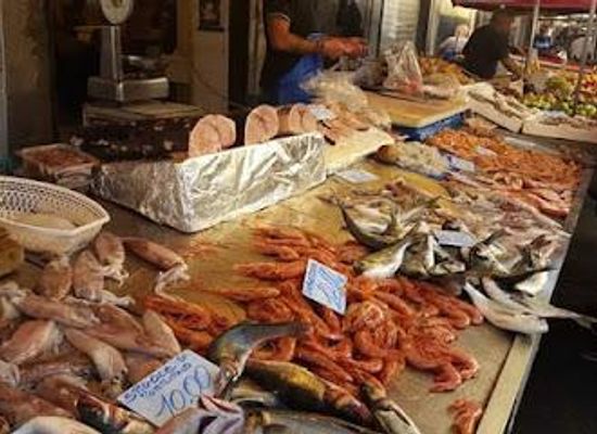 italy/catania/attraction/catania-fish-market