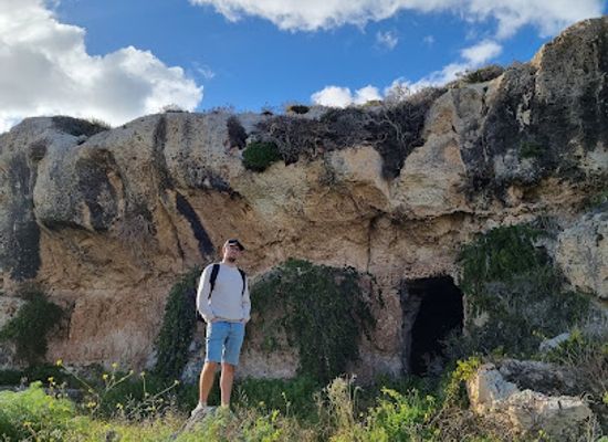 malta/mellieha/attraction/cave-under-cross