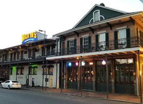 louisiana/greater-new-orleans/attraction/happy-s-irish-pub