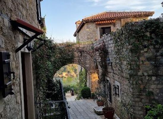 montenegro/bar/attraction/altstadt-old-town-ulcinj