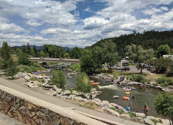 colorado/pagosa-springs/attraction/nathan-s-hippy-dip-hot-spring