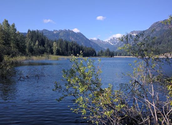 washington/mount-baker-snoqualmie-national-forest/attraction/lake-keechelus-trailhead