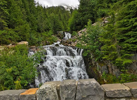 washington/mount-rainier-national-park/attraction/picture-frame-falls