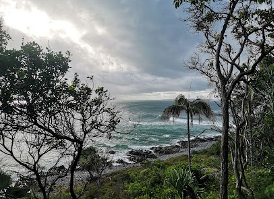 australia/noosa/attraction/granite-bay-beach-access