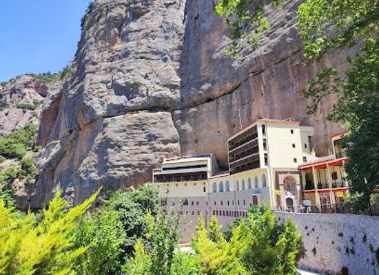 greece/patras/attraction/holy-monastery-mega-spileon