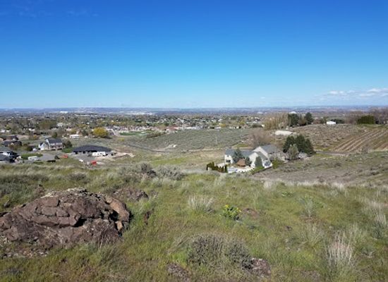 washington/richland/attraction/candy-mountain-preserve-trailhead