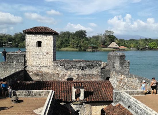 guatemala/ixil-triangle/attraction/castillo-de-san-felipe-de-lara