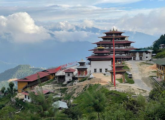 bhutan/lhuntse/attraction/chador-lhakhang