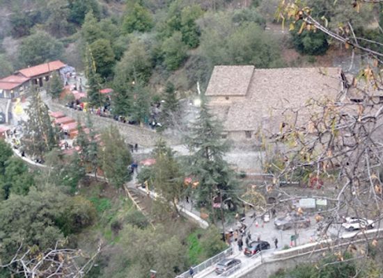 cyprus/troodos-mountains/attraction/kalopanayiotis-christmas-village