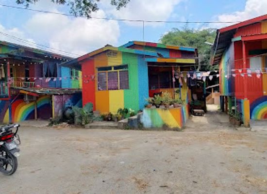 malaysia/kota-bharu/attraction/kampung-pelangi-sungai-budor