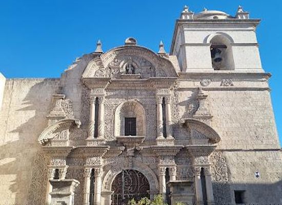 peru/arequipa/attraction/church-of-the-company