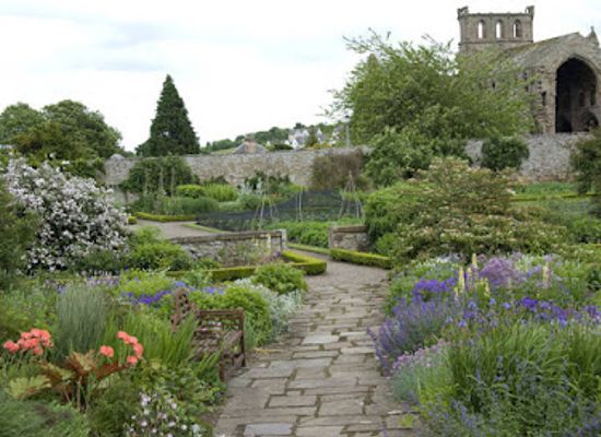 united-kingdom/roxburghshire/attraction/harmony-garden