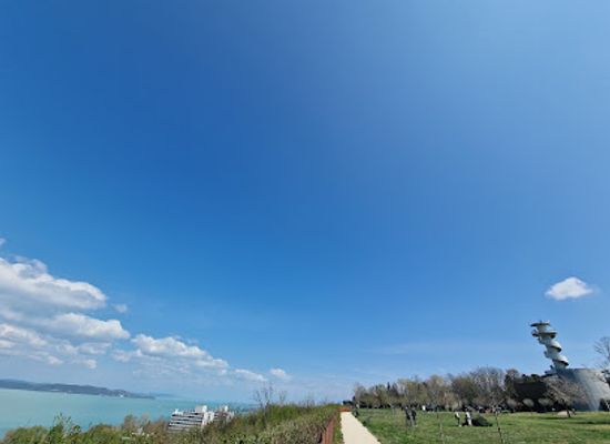 hungary/lake-balaton/attraction/balatonfoldvar-fotopont