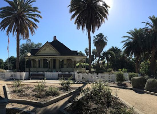 california/orange-county/attraction/arboretum-and-botanical-garden-at-cal-state-fullerton
