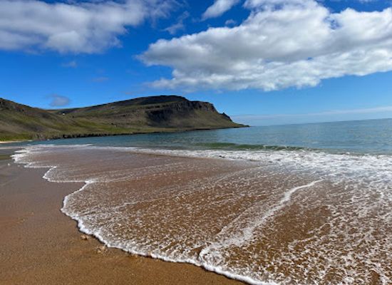 iceland/westfjords/attraction/rauoisandur-beach