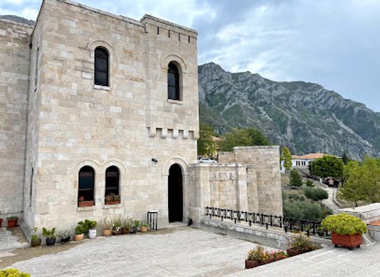 albania/has/attraction/gjergj-kastrioti-national-museum-skanderbeg