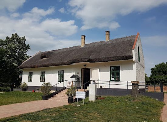 hungary/lake-balaton/attraction/szantodpusztai-majorsag