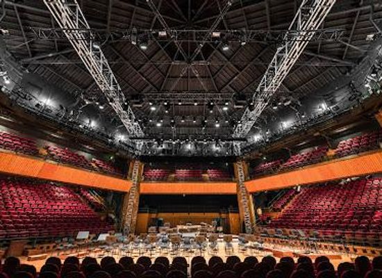 france/toulouse/attraction/la-halle-aux-grains