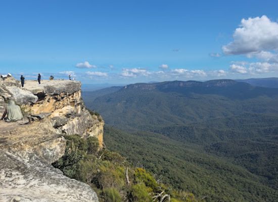 australia/new-england/attraction/lincoln-s-rock