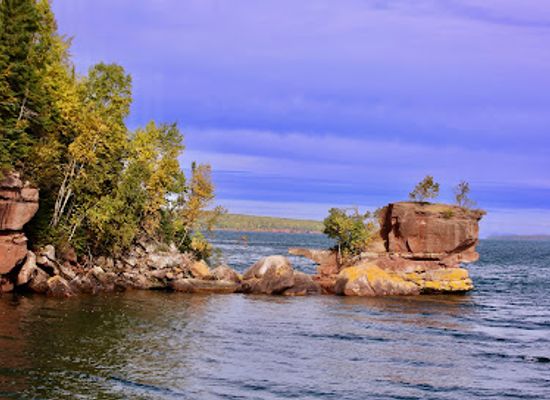 wisconsin/madeline-island/attraction/apostle-islands-cruises-boat-tour