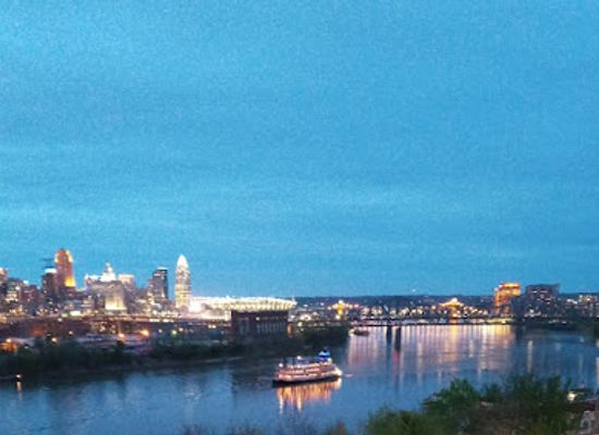 ohio/cincinnati/attraction/webn-fireworks