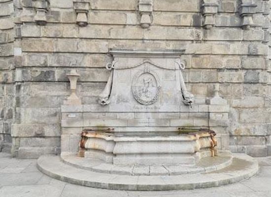 portugal/douro-valley/attraction/chafariz-da-porta-do-olival