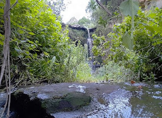 kenya/aberdare-range/attraction/kinungi-waterfalls-seasonal