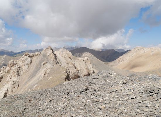 kyrgyzstan/chatyr-kul-lake/attraction/peak-patamushta