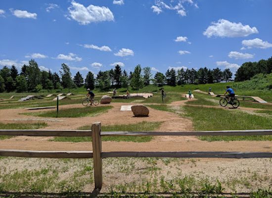minnesota/big-woods/attraction/carver-lake-park-and-beach