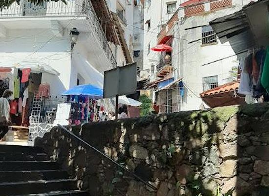 mexico/taxco/attraction/mercado-municipal-de-plata-y-artesanias-tetitlan