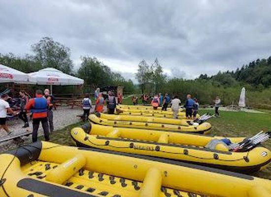 slovakia/pieniny-national-park/attraction/splyw-dunajcem-przystan-pod-zamkiem