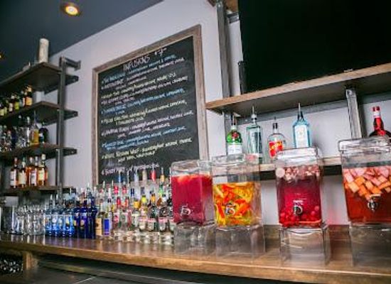 oklahoma/tulsa/attraction/inner-circle-vodka-bar