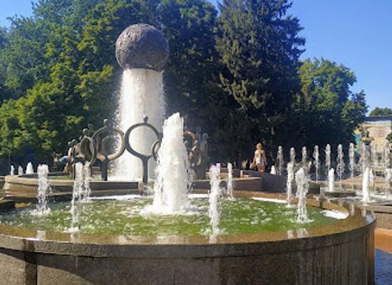 ukraine/poltava-region/attraction/fontan-za-milyon-dolariv