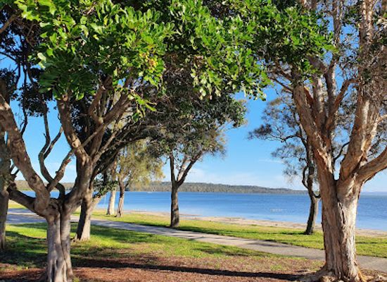 australia/central-coast/attraction/canton-beach-foreshore